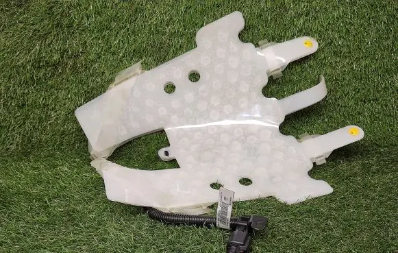 Audi Q7 4L Sensor 8E0963553A