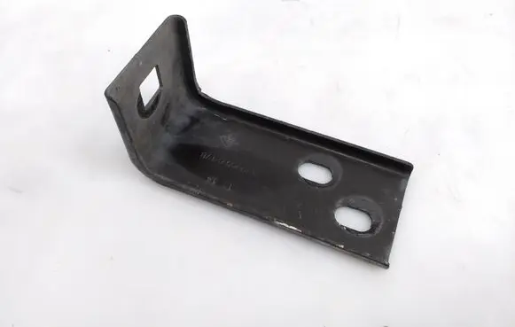 Opel Movano B Radiator support slam panel bracket 8200657217B