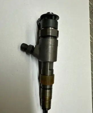 Peugeot 308 Fuel injector 0445110566