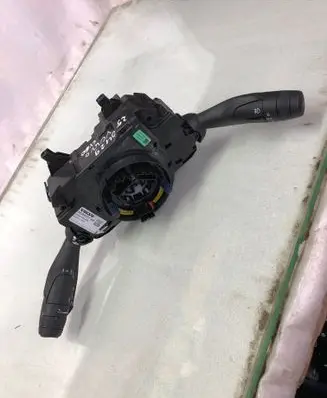 Volvo XC60 Wiper turn signal indicator stalk/switch 32350377
