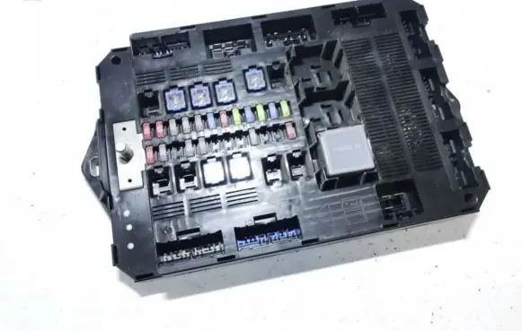 Jaguar XF Fuse box set 7370030730 bx2314b476aa