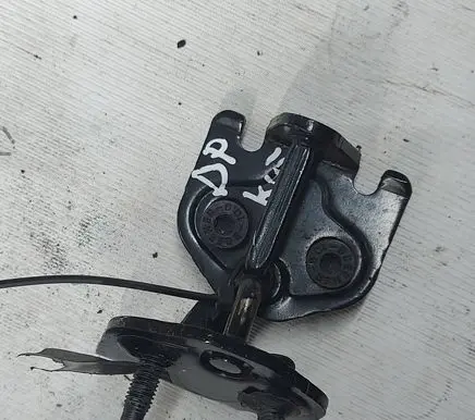Ford Kuga I Rear door lock loop/hook striker 3M51R21982BF