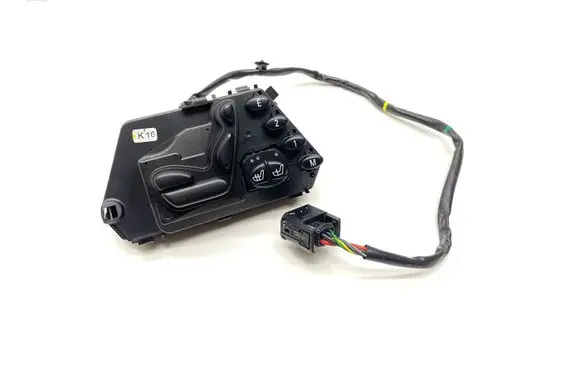 Mercedes-Benz S W220 Seat control module A2208200210