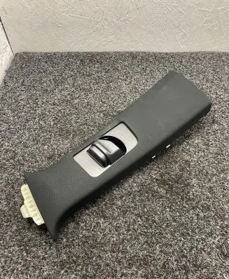 Mercedes-Benz GLE (W166 - C292) (B) pillar trim (top) A1668681500