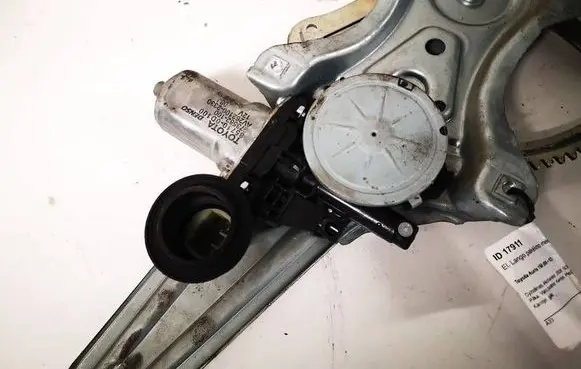 Toyota Auris 150 Rear door window regulator motor 857100D100