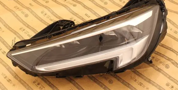 Opel Insignia B Headlight/headlamp 39136825
