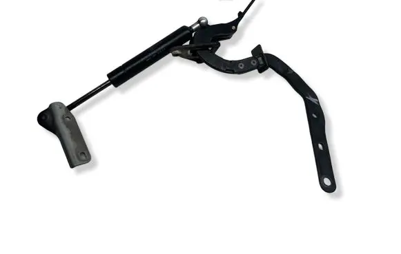 Volvo V70 Tailgate/trunk/boot hinge 8643157