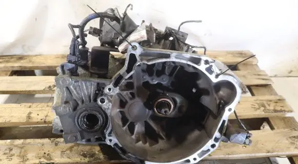 Hyundai i30 Manual 5 speed gearbox R81773