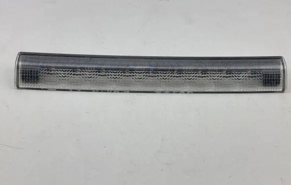 Toyota RAV 4 (XA50) Third/center stoplight