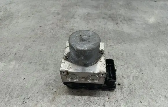 Ford Mondeo MK IV ABS Pump