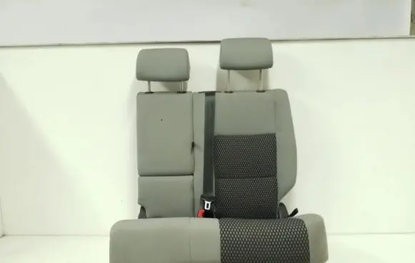 Rear seat