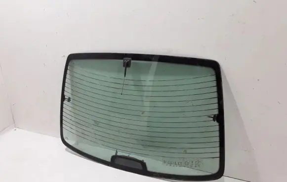 Renault Megane I Rear windscreen/windshield window 7701468526