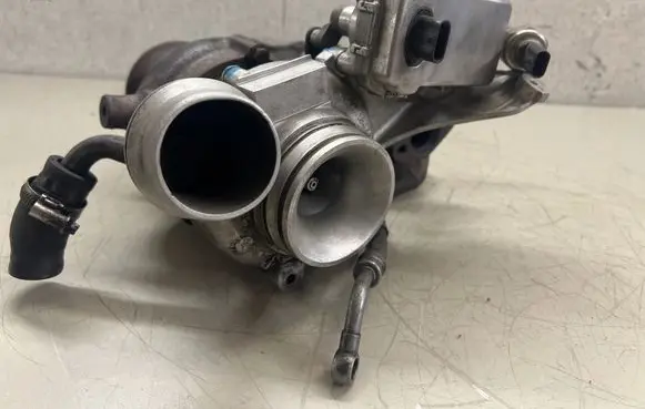 BMW X1 E84 Turbo 184671 18467110DE