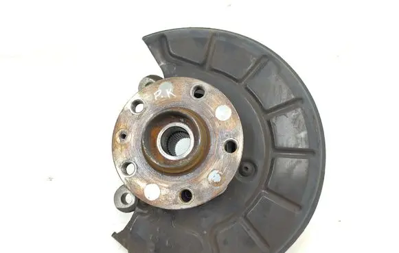 Volkswagen Jetta VI Front wheel hub 1K0615311F