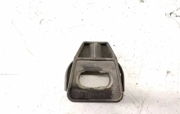 Volkswagen Golf IV Radiator mount bracket 1J0806157A