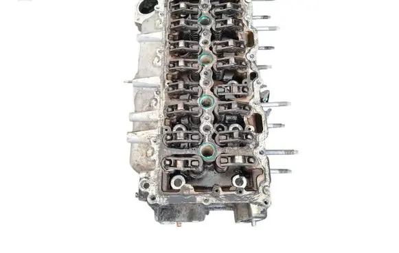 Peugeot 308 Engine head 9812313410