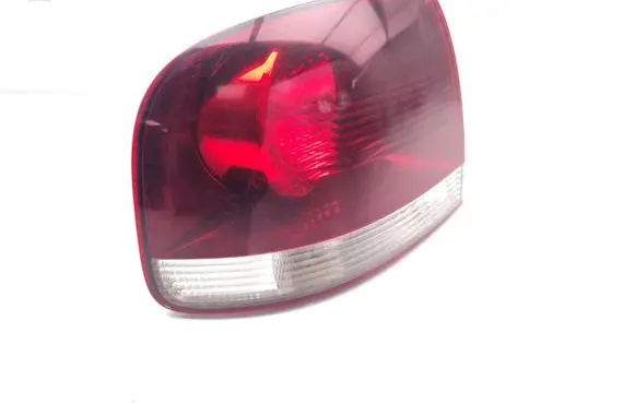Volkswagen Touareg I Rear/tail lights 28259002