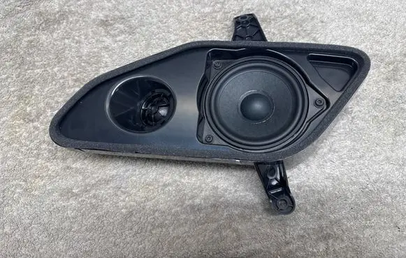 BMW X5 G05 Headliner speaker 2622520 2622517 6809632