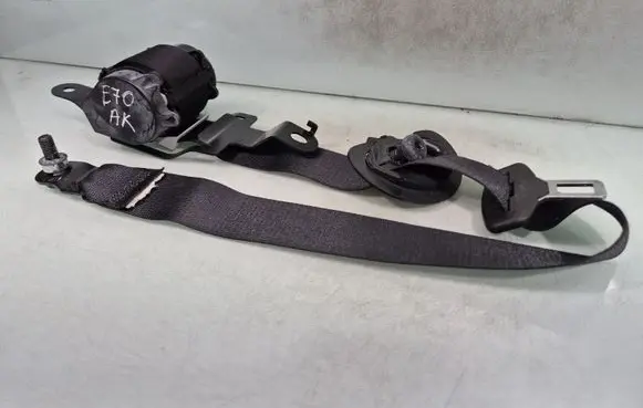 BMW X5 E70 Rear seatbelt 6063456010