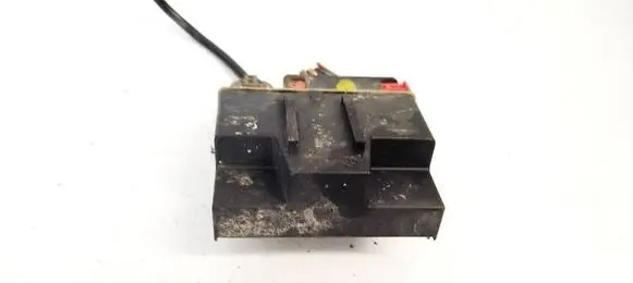Citroen C5 Coolant fan relay 9652021180