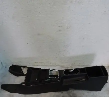 Hyundai i30 Center console