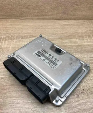 Audi A6 S6 C5 4B Engine control unit/module ECU 8E0907401M 0281011255
