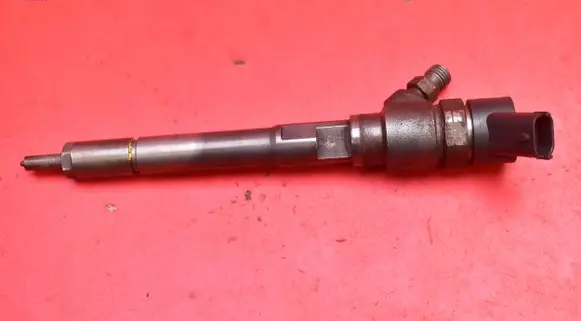 Hyundai Tucson JM Fuel injector 0445110257
