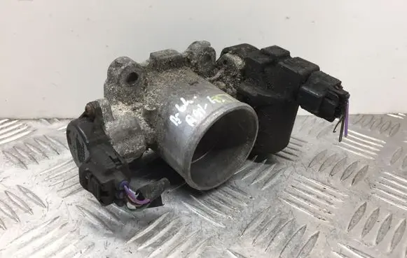 Toyota RAV 4 (XA30) Throttle valve 1923002010