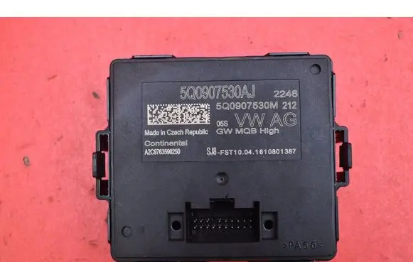 Volkswagen PASSAT CC Engine control unit/module ECU 5Q0907530AJ