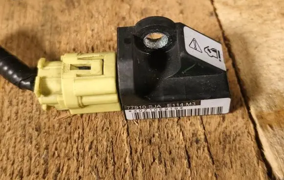 Honda Legend Airbag deployment crash/impact sensor 77910SJAE114M3