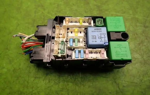 Peugeot 508 Fuse box set 9665492680