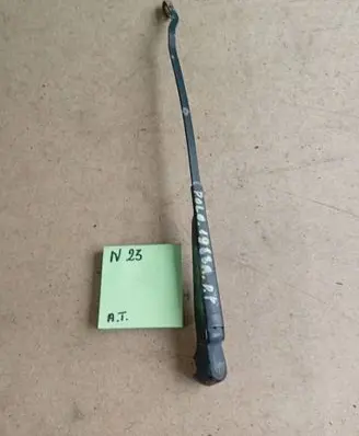 Volkswagen Polo III 6N 6N2 6NF Front wiper blade arm 98324734