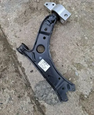 Volkswagen Caddy Front control arm 1K0407151AA LS091630 PP050508