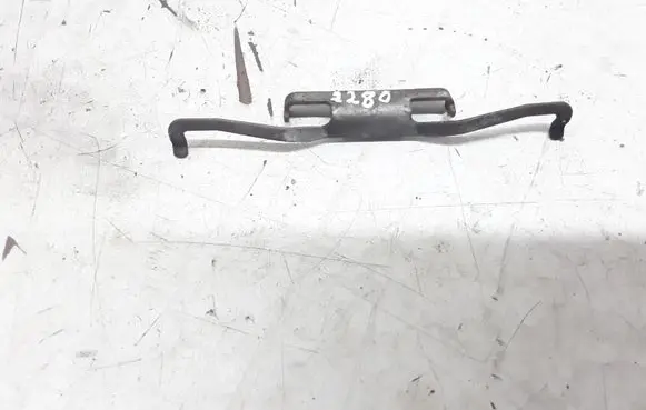 Chrysler Voyager Front brake pad spring 