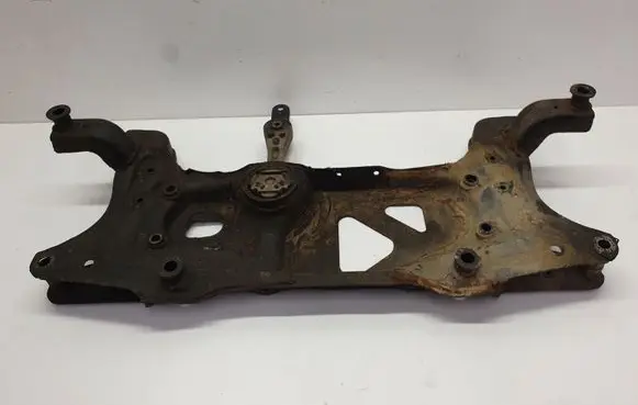 Volkswagen Jetta VI Front subframe