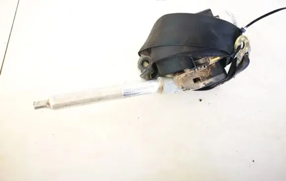 Audi A4 S4 B5 8D Front seatbelt 8d0857705a