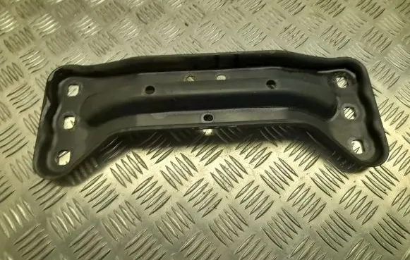 Mercedes-Benz E A207 EGR valve cooler bracket A2042422001