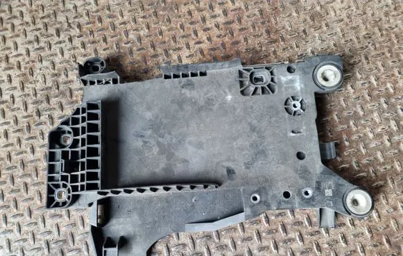 Mini One - Cooper F56 F55 Battery tray 7641798