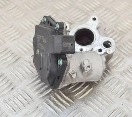 Mercedes-Benz C W205 EGR valve