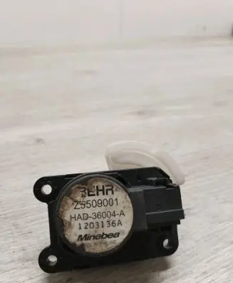 Citroen C4 Cactus Air flap motor/actuator HAD36004A 75509001 1203136A