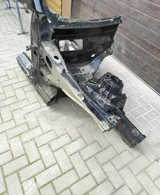 Front quarter panel