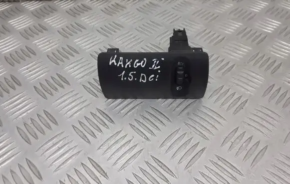 Renault Kangoo II Light relay 8200379685