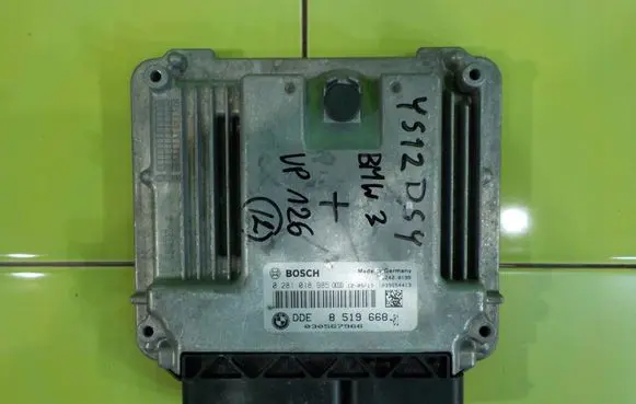 BMW 3 E90 E91 Engine control unit/module 8519668