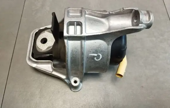 Audi A5 Engine mount vacuum valve 8B3199372BQ