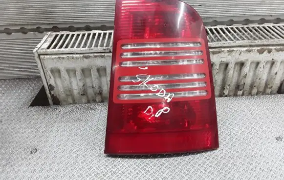 Skoda Octavia Mk1 (1U) Rear/tail lights 1U9945096B