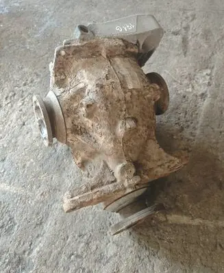 BMW 3 E92 E93 Rear differential 7519925 SAP82S364