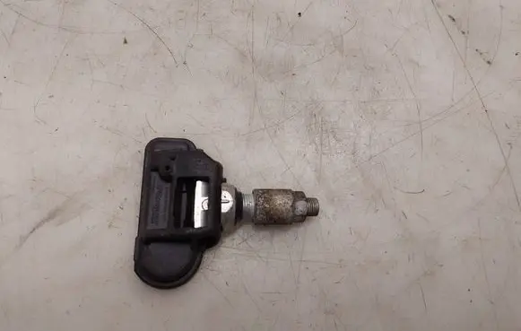 Mercedes-Benz C W205 Tire pressure sensor A0009050030