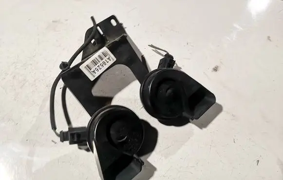 Audi A6 S6 C6 4F Horn signal e970388