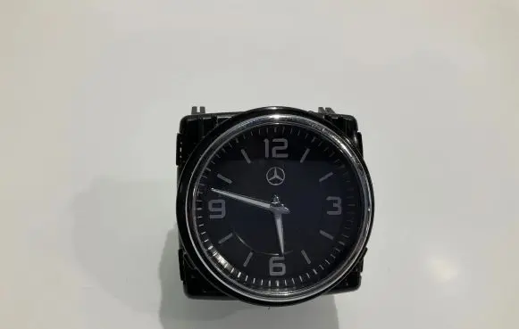 Mercedes-Benz S W222 Clock A2228270300 210590414 14217004439