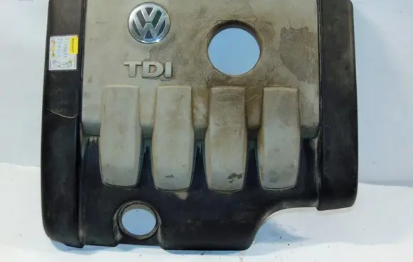 Volkswagen PASSAT B6 Engine cover (trim) 03G103925BP 03G103925